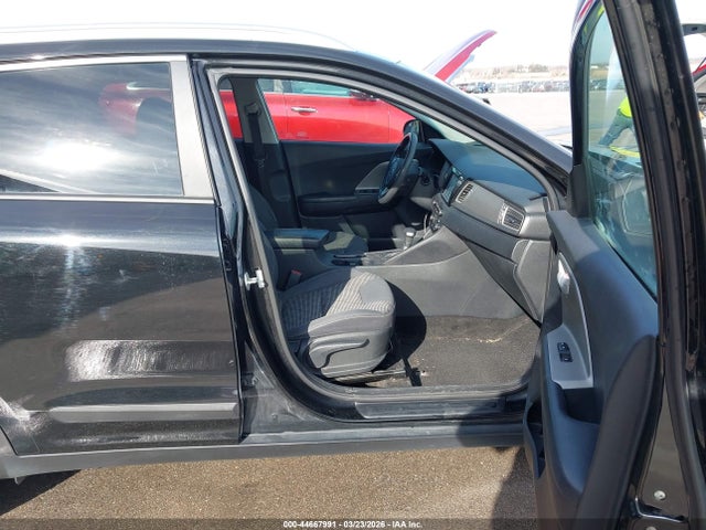 44667991 :رقم المزاد ، KNDCB3LCXH5063703 vin ، 2017 Kia Niro Lx مزاد بيع