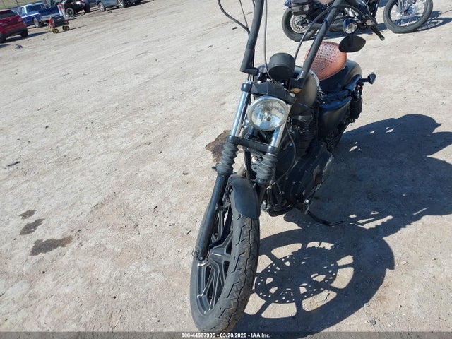1HD4LE219NB414318 Harley-Davidson Xl883 N