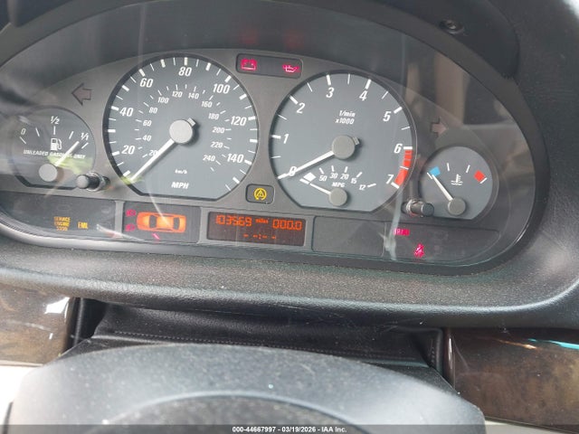 44667997 :رقم المزاد ، WBABS33421JY41393 vin ، 2001 Bmw 325ci مزاد بيع