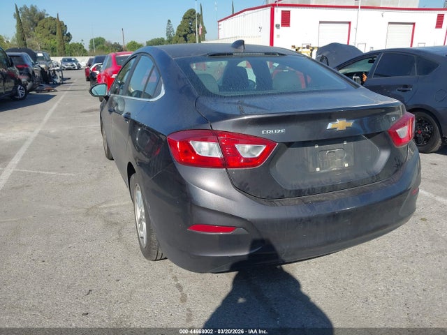 1G1BE5SM2H7270012 Chevrolet Cruze Lt Auto