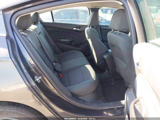 1G1BE5SM2H7270012 Chevrolet Cruze Lt Auto