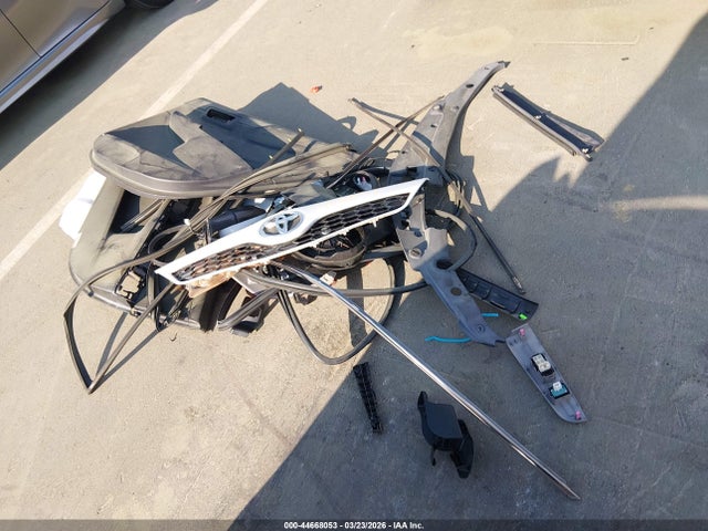 2014 Toyota Camry Se მანქანა იყიდება აუქციონზე, vin: 4T1BF1FK1EU392195, აუქციონის ნომერი: 44668053