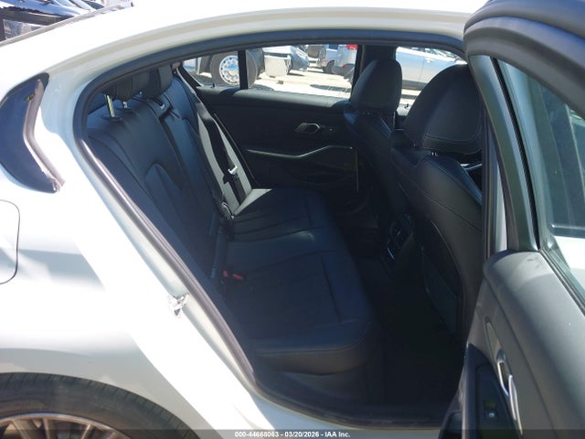 3MW39FF08P8C88764 BMW 330e