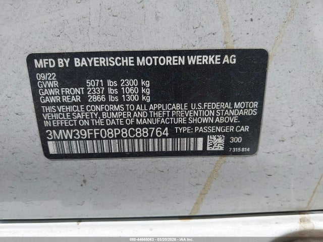 3MW39FF08P8C88764 BMW 330e