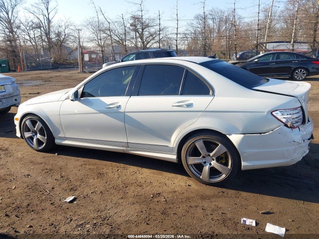 Aukcja sprzedaży 2012 Mercedes-benz C 300 Sport 4matic, vin: WDDGF8BB9CA719374, numer aukcji: 44668094
