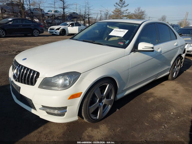 Aukcja sprzedaży 2012 Mercedes-benz C 300 Sport 4matic, vin: WDDGF8BB9CA719374, numer aukcji: 44668094