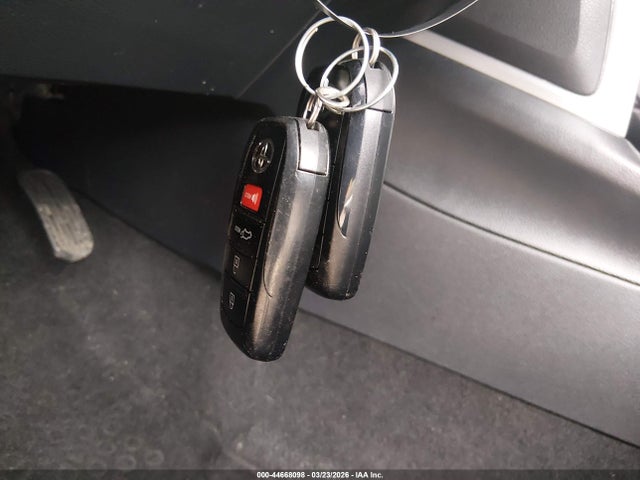 2022 TOYOTA COROLLA CROSS 7MUDAABGXNV014366 Photo 10