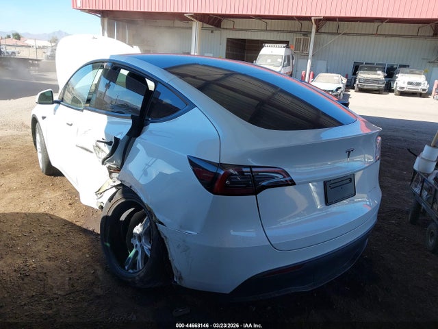 2023 TESLA MODEL Y 7SAYGDEE9PA128999 Photo 5