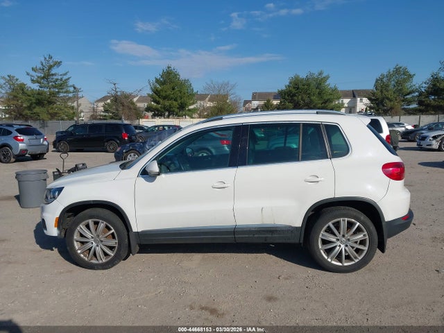 Aukcja sprzedaży 2014 Volkswagen Tiguan Se, vin: WVGBV3AX9EW526747, numer aukcji: 44668153