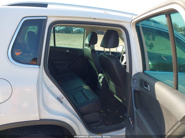 Aukcja sprzedaży 2014 Volkswagen Tiguan Se, vin: WVGBV3AX9EW526747, numer aukcji: 44668153