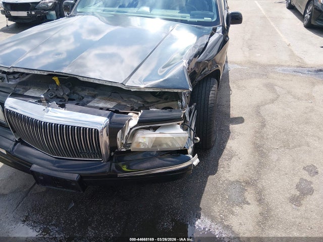 Aukcja sprzedaży 1997 Lincoln Town Car Signature, vin: 1LNLM82W5VY679155, numer aukcji: 44668169