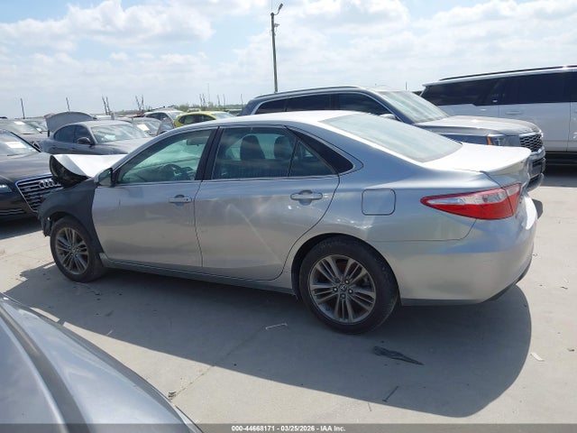 2017 Toyota Camry Se მანქანა იყიდება აუქციონზე, vin: 4T1BF1FK9HU702114, აუქციონის ნომერი: 44668171