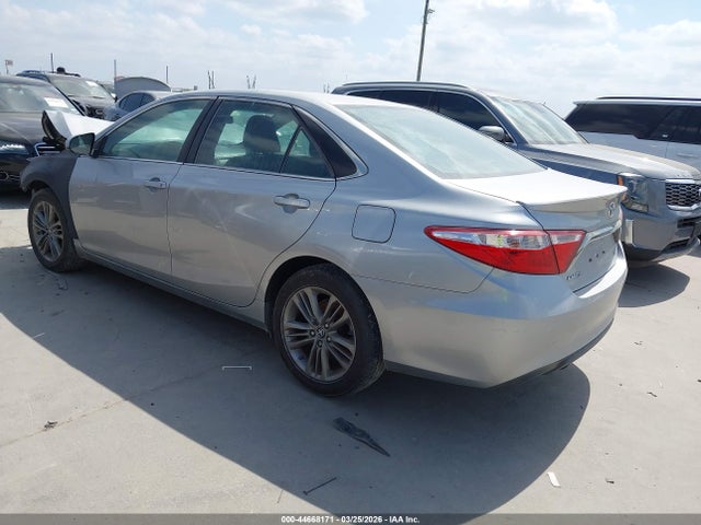 2017 Toyota Camry Se მანქანა იყიდება აუქციონზე, vin: 4T1BF1FK9HU702114, აუქციონის ნომერი: 44668171