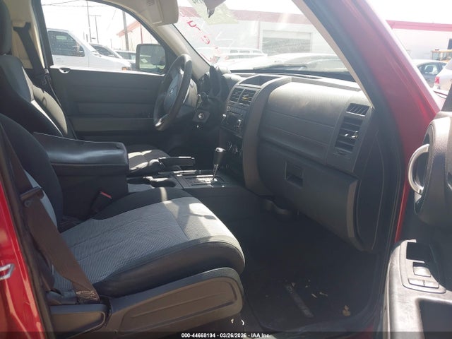 44668194 :رقم المزاد ، 1D8GT28KX8W283170 vin ، 2008 Dodge Nitro Sxt مزاد بيع