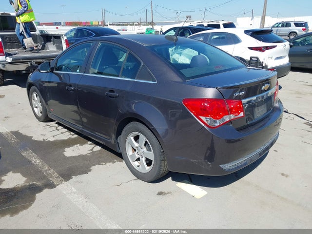 Chevrolet Cruze 1lt Auto 2015 1G1PC5SB3F7144569 Image 3