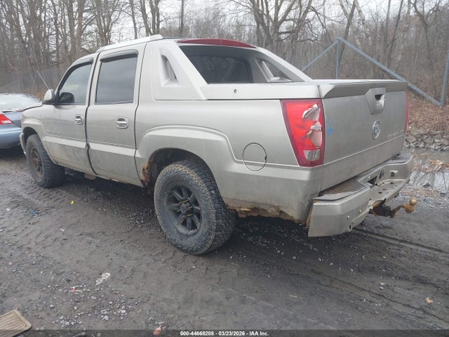 2002 CADILLAC ESCALADE EXT 3GYEK63NX2G289651 Photo 2