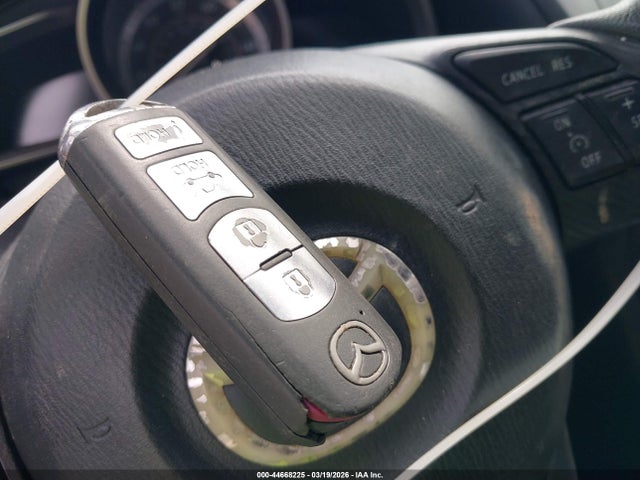 Продажа на аукционе авто 2014 Mazda Mazda3 I Sport, vin: 3MZBM1U79EM109052, номер лота: 44668225
