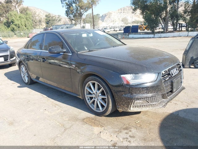 2015 AUDI A4 WAUFFAFL6FN036025