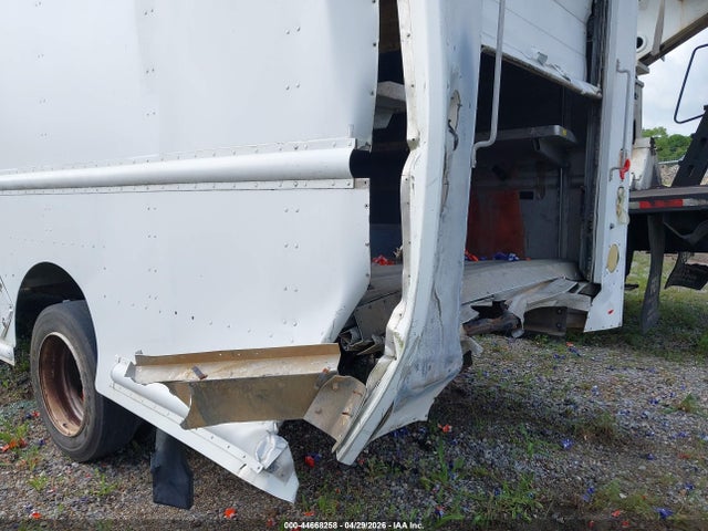 Freightliner Chassis M Line Walk-in Van 2014 4UZAAPDU6ECFT0887 Image 12