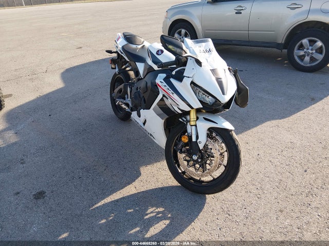 2025 JH2SC7717SK800168 головне зображення
