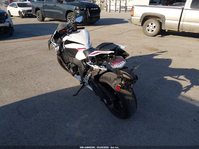 Honda CBR1000 RR 2025 JH2SC7717SK800168 Image 3