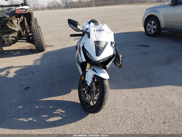 Honda CBR1000 RR 2025 JH2SC7717SK800168 Image 5
