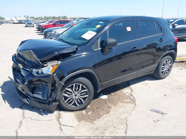 Chevrolet TRAX LS 2017 KL7CJKSB4HB091386 Image 2