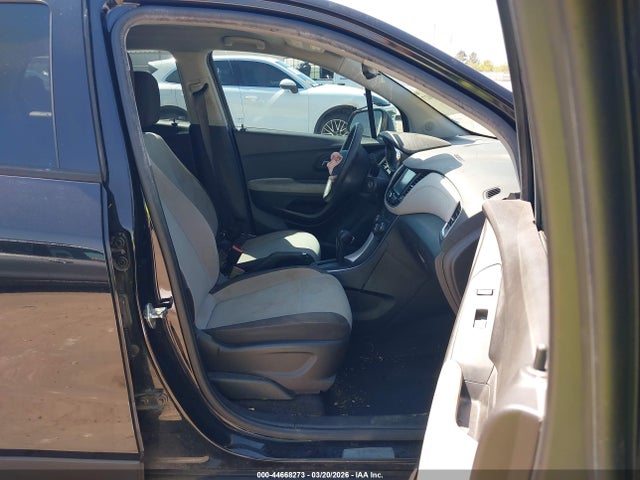 Chevrolet TRAX LS 2017 KL7CJKSB4HB091386 Image 5