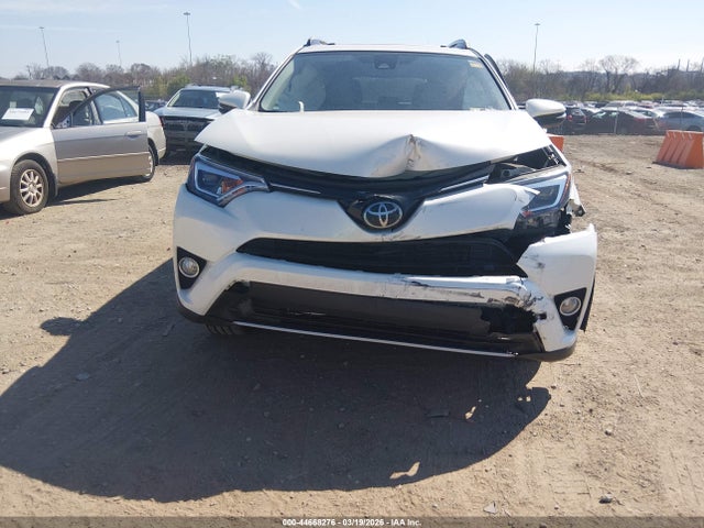 JTMDFREV4JJ179650 Toyota Rav4 Limited