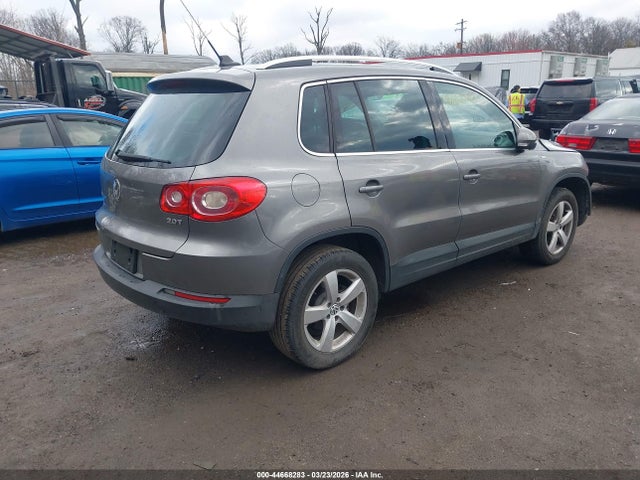 Продаж на аукціоні авто 2010 Volkswagen Tiguan Wolfsburg Edition, vin: WVGAV7AX0AW001573, номер лоту: 44668283