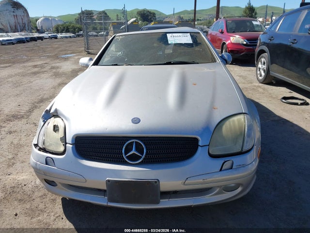 Aukcja sprzedaży 2001 Mercedes-benz Slk 230 Kompressor, vin: WDBKK49F11F224733, numer aukcji: 44668288