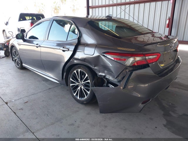 4T1B11HK3KU209502 Toyota CAMRY SE