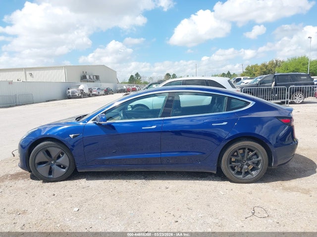 Aukcja sprzedaży 2018 Tesla Model 3 Long Range/mid Range, vin: 5YJ3E1EA1JF041858, numer aukcji: 44668300