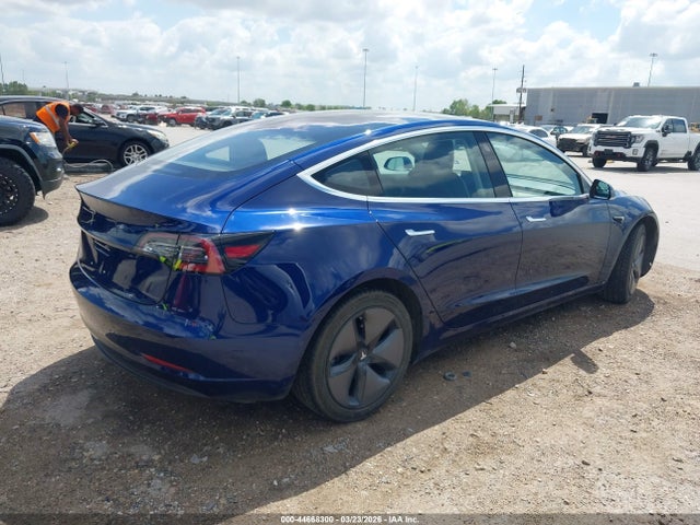 Aukcja sprzedaży 2018 Tesla Model 3 Long Range/mid Range, vin: 5YJ3E1EA1JF041858, numer aukcji: 44668300