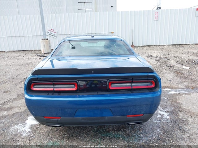 2022 Dodge Challenger Sxt მანქანა იყიდება აუქციონზე, vin: 2C3CDZAG7NH151765, აუქციონის ნომერი: 44668317