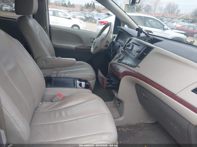 5TDYK3DC2ES485023 Toyota Sienna Xle V6 8 Passenger