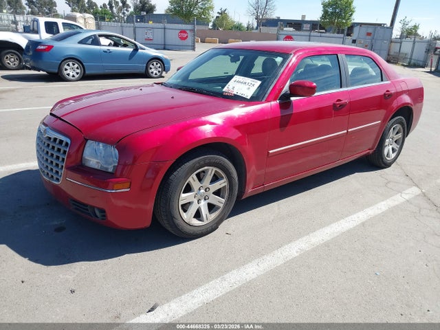 2007 Chrysler 300 Touring მანქანა იყიდება აუქციონზე, vin: 2C3KA53G57H616153, აუქციონის ნომერი: 44668325