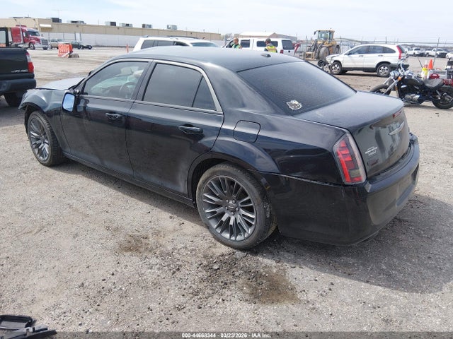 2013 Chrysler 300c John Varvatos Limited Edition მანქანა იყიდება აუქციონზე, vin: 2C3CCADGXDH741456, აუქციონის ნომერი: 44668344