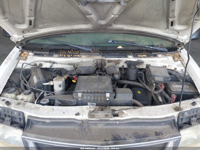 44668364 :رقم المزاد ، 1GKDM19X03B513760 vin ، 2003 Gmc Safari مزاد بيع