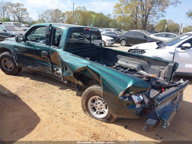 2000 Dodge Dakota Slt/sport მანქანა იყიდება აუქციონზე, vin: 1B7GL22X2YS527775, აუქციონის ნომერი: 44668369
