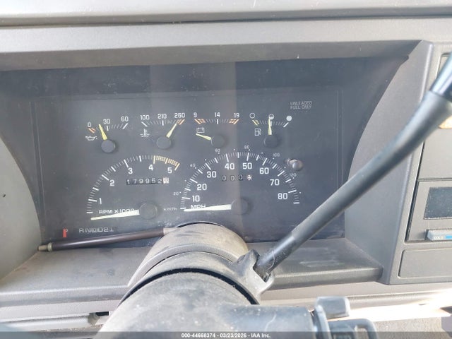1993 CHEVROLET GMT-400 2GCFC29K6P1226415 Photo 6