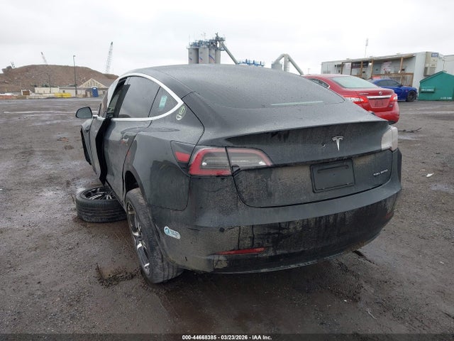 Auction sale of the 2019 Tesla Model 3 Long Range/performance, vin: 5YJ3E1EB8KF195672, lot number: 44668385