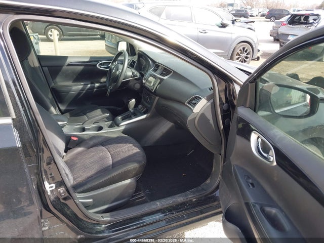 2018 Nissan Sentra Sv მანქანა იყიდება აუქციონზე, vin: 3N1AB7APXJL642218, აუქციონის ნომერი: 44668398
