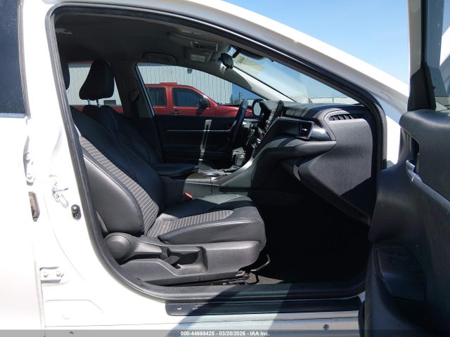 Продаж на аукціоні авто 2021 Toyota Camry Se, vin: 4T1G11AK4MU587850, номер лоту: 44668425