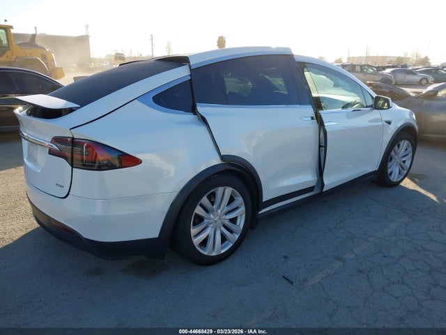 Aukcja sprzedaży 2017 Tesla Model X 100d/75d/90d, vin: 5YJXCBE21HF041665, numer aukcji: 44668429