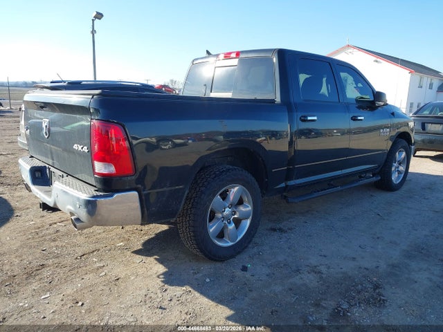 2015 RAM 1500 1C6RR7LM4FS717896 Photo 3