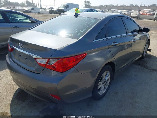 5NPEB4AC2EH920061 Hyundai SONATA GLS