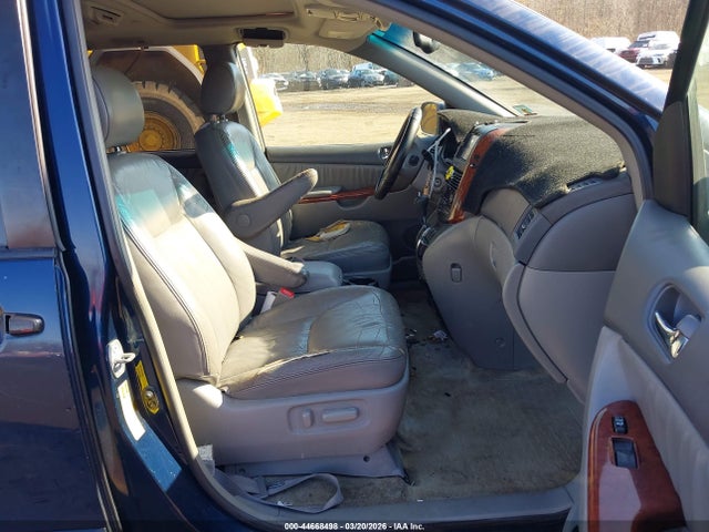 2005 TOYOTA SIENNA 5TDZA22C85S238724 Photo 4