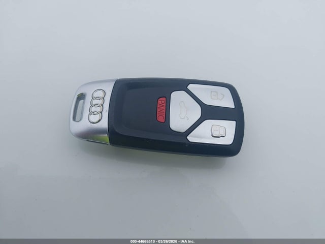 2017 AUDI A4 WAUENAF43HN040642 Photo 10