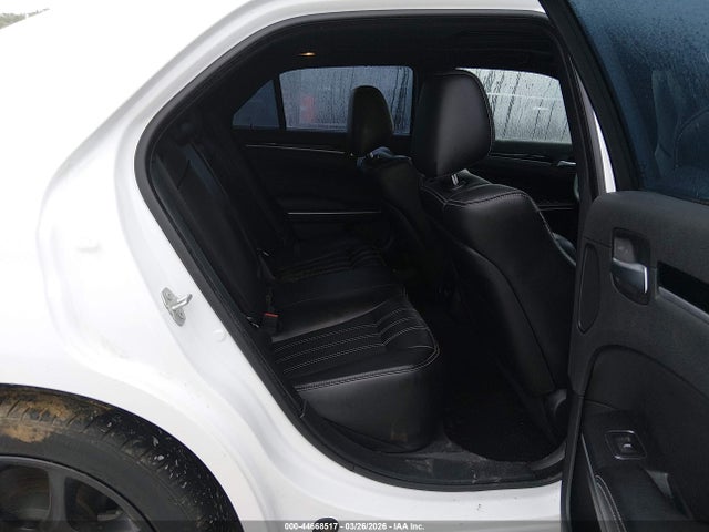 44668517 :رقم المزاد ، 2C3CCABGXPH641140 vin ، 2023 Chrysler 300 300s مزاد بيع